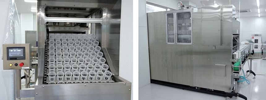 図1-9. ボトル洗浄機(出典:(株)阪口製作所製)